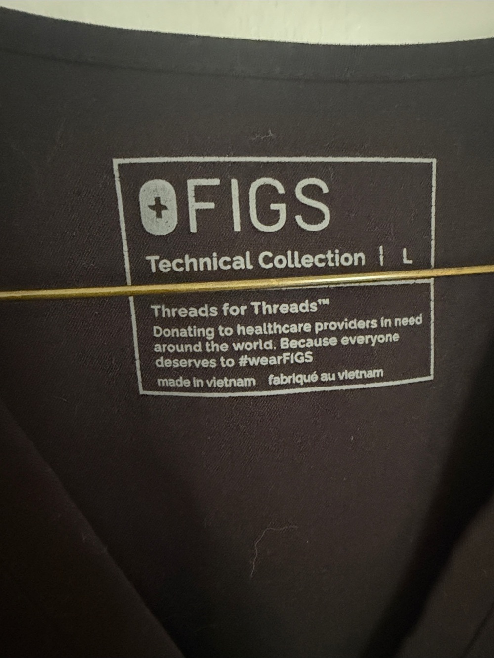 FIGS Black V-Neck Technical Collection Medical Scrub Top Large - Picture 2 of 6